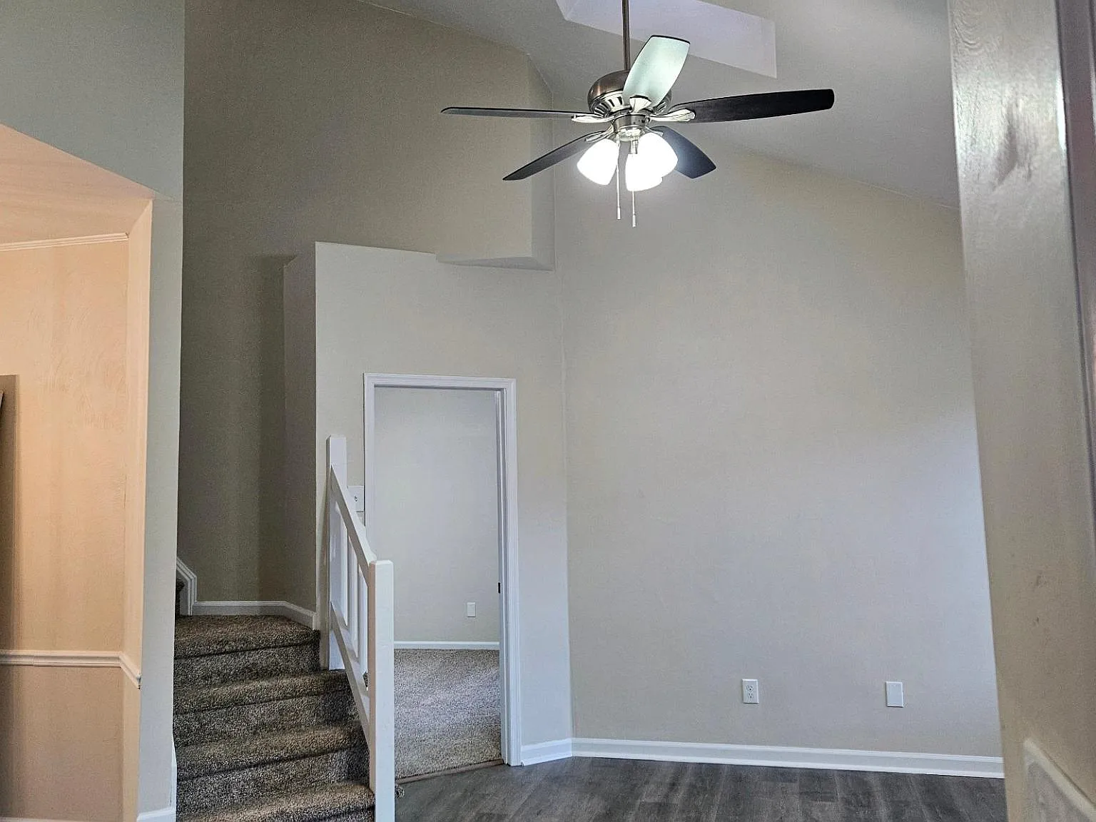 3 bed, 1349 sqft, $2,150 — Photo 4
