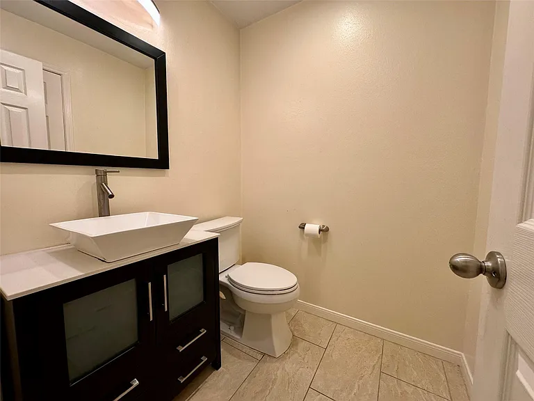 1318 Cedar Terrace Ct — Photo 27
