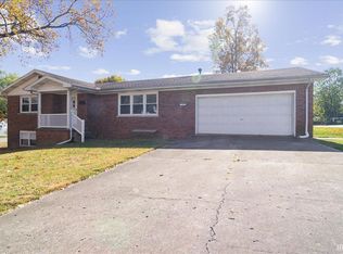 209 E Brummitt St, Owensville, IN
