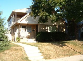 5733 N 97th St, Milwaukee, WI 53225