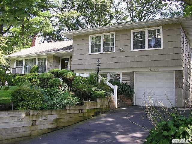 1st image of 19 Simpson Dr