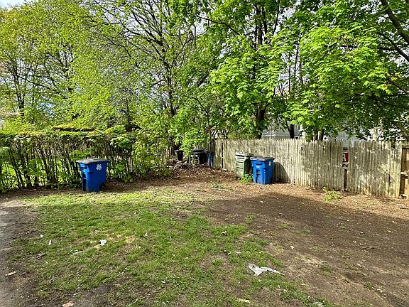 4th image of 84 Howard Ave #1A