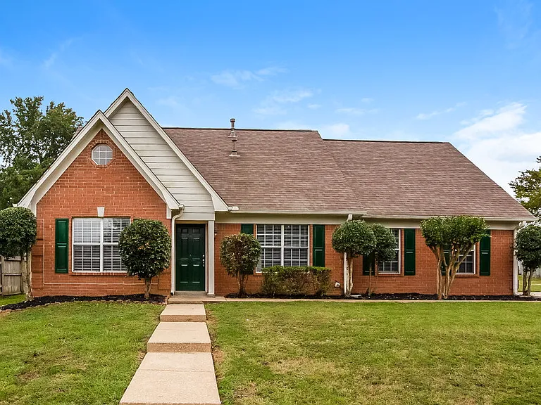 6853 Ranch Ridge Cv E — Photo 1