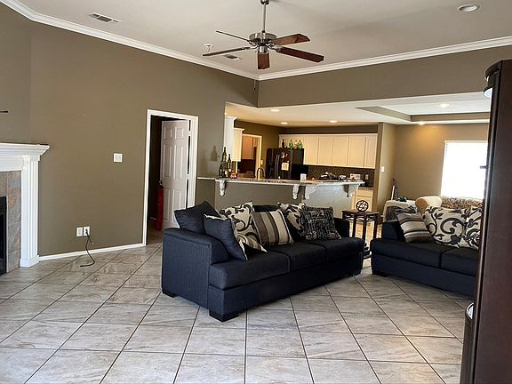 4th image of 4229 Green Meadow Dr