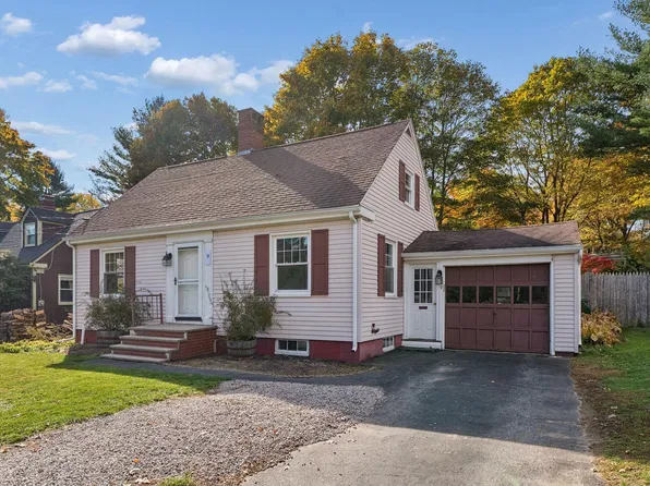 9 Ocean House Road, Cape Elizabeth, ME 04107