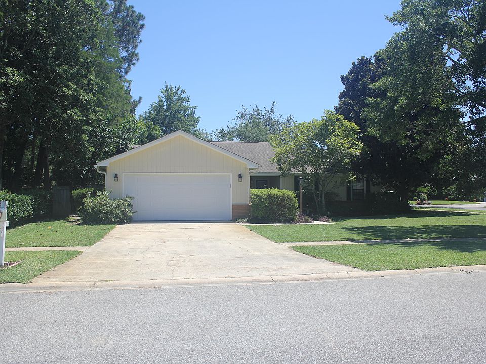 1st image of 31 Ashford Ct