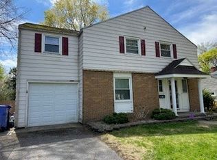 167 Rogers Pkwy, Rochester, NY 14617