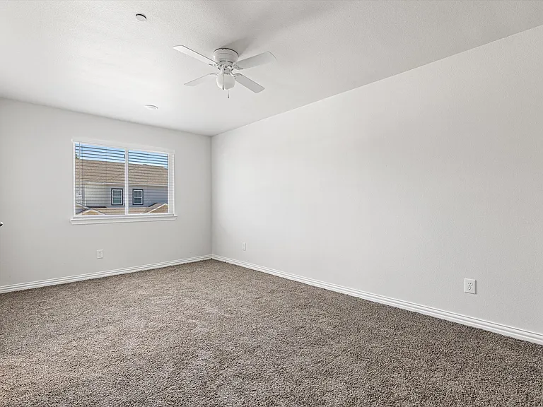 6233 Roby Dr — Photo 20