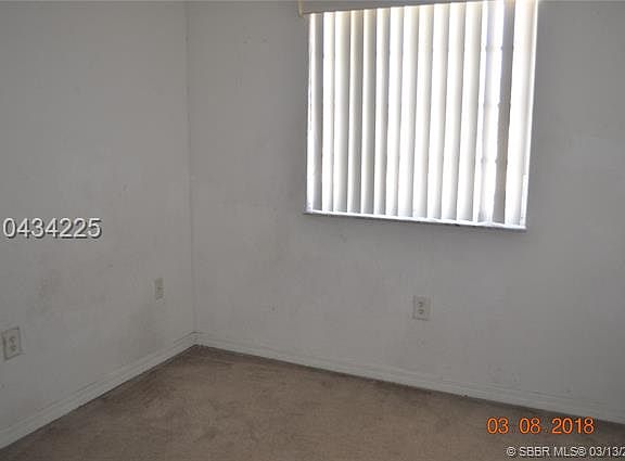 5th image of 2090 NE 167th St APT 2-112
