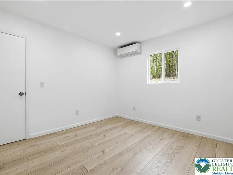 1012 Neola Church Rd — Photo 32