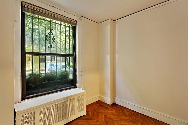 Sold by Corcoran | media 14