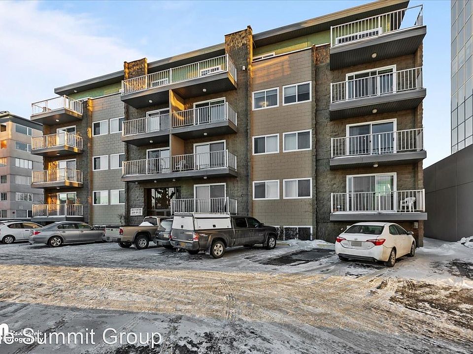 2nd image of 540 L St #10874437