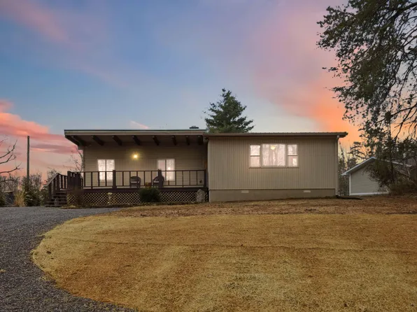 1704 Harbor Springs Rd, Jamestown, KY 42629