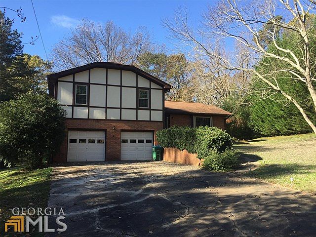 1st image of 1973 Lansbury Ct