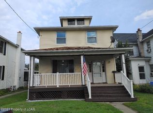 704 Fallon St, Old Forge, PA 18518