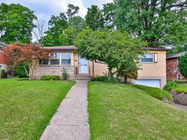 5757 Kroegermount Dr, Cincinnati, OH 45239