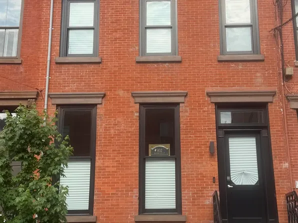 802 Bloomfield St, Hoboken, NJ 07030