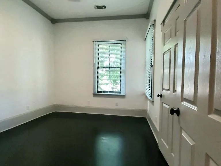 306 W Park Ave #B — Photo 22