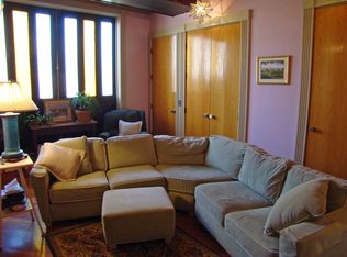 71 Perry St, Newport, RI 02840