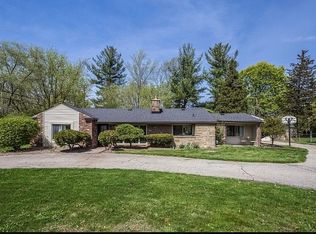 16280 W Thirteen Mile Rd, Beverly Hills, MI 48025