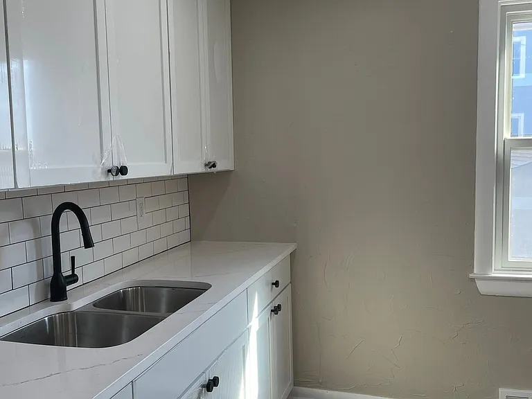 2821 S Ellen St — Photo 19