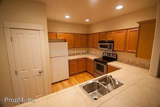 5th image of 19418 Morrie Dr