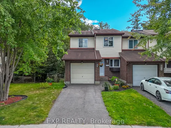 6816 Bilberry Dr #93, Ottawa, ON K1C 3R4
