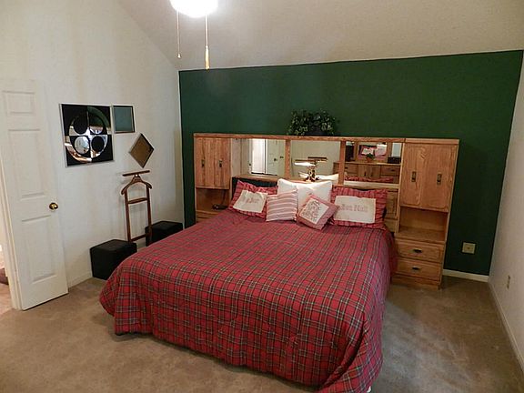 Spacious Master Bedroom