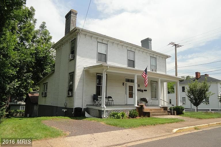 Building Photo 3