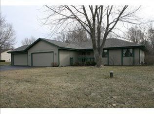 13655 Chevron Dr, Rockton, IL 61072