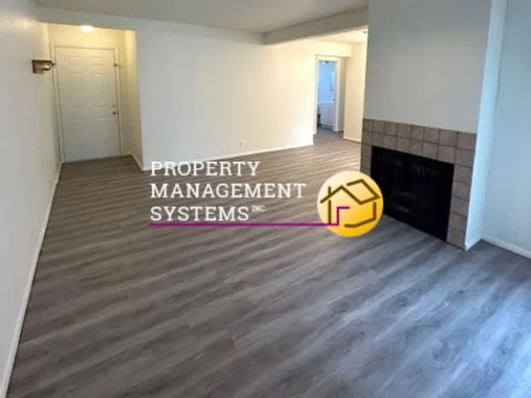 2408 S Elizabeth St #1 — Photo 1