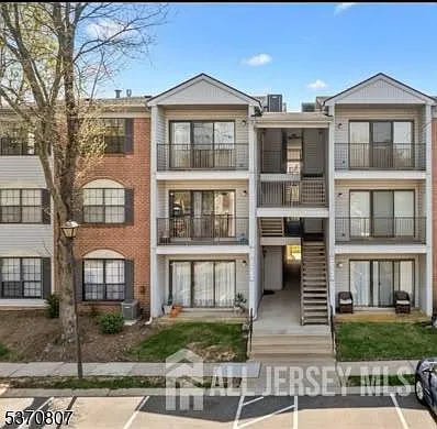 81 Fisher Dr #81 Photo 1