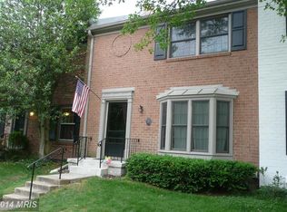 8503 Lakinhurst Ln, Springfield, VA 22152