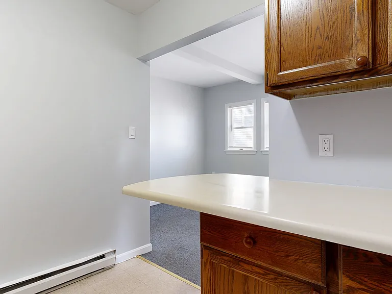 47 Court St — Photo 7
