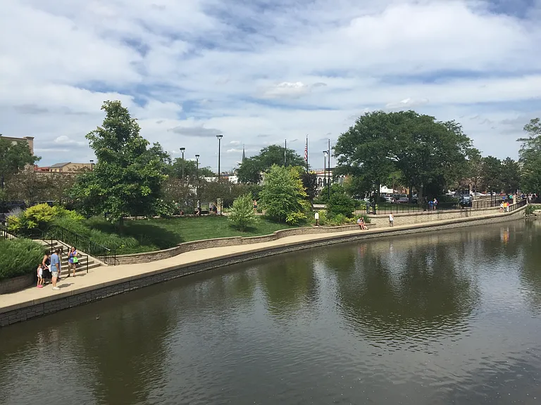 Riverwalk, Downtown Naperville