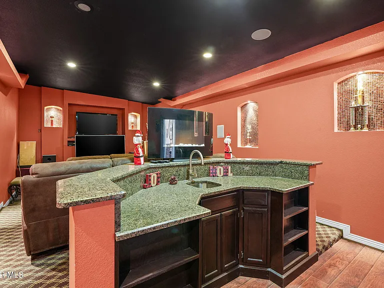 248 S Moon Rd — Photo 24