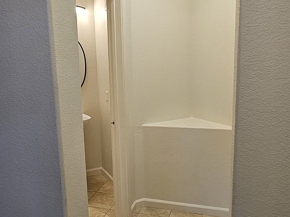 4th image of 2040 Whitetail Ln
