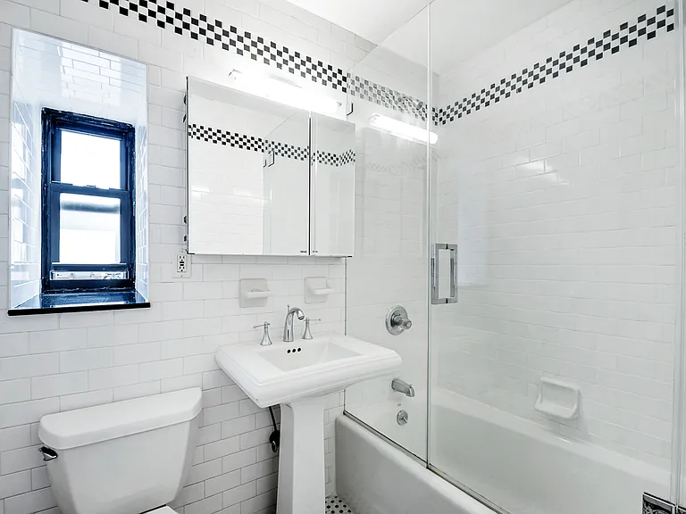 121 Madison Ave #9B — Photo 11