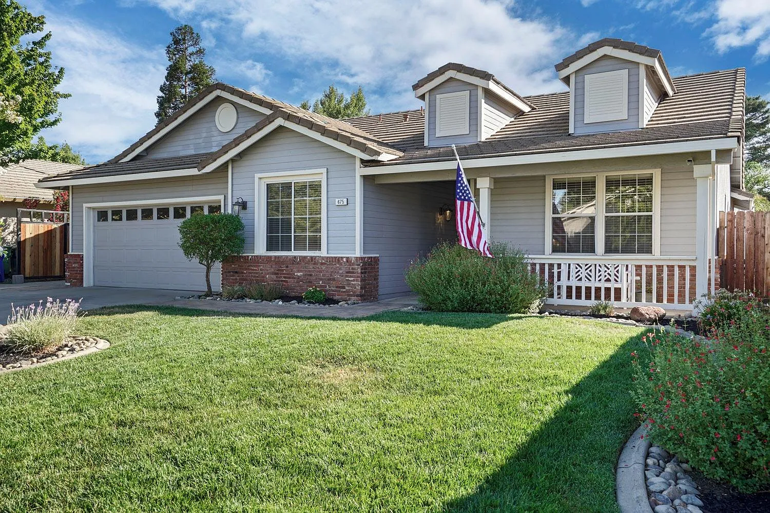 675 Trammel Way photo 1