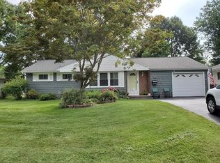 118 Ripplewood Dr, Rochester, NY 14616