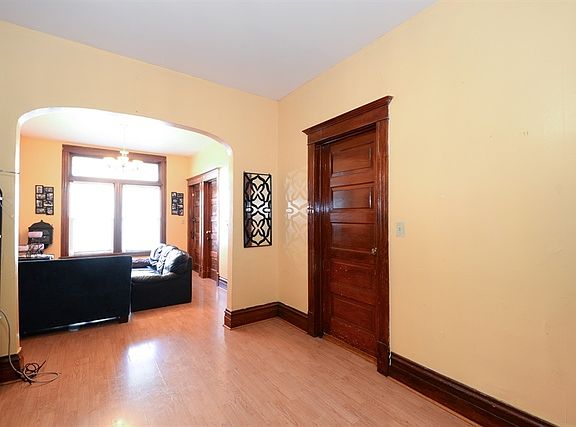 2nd image of 3651 W Wabansia Ave