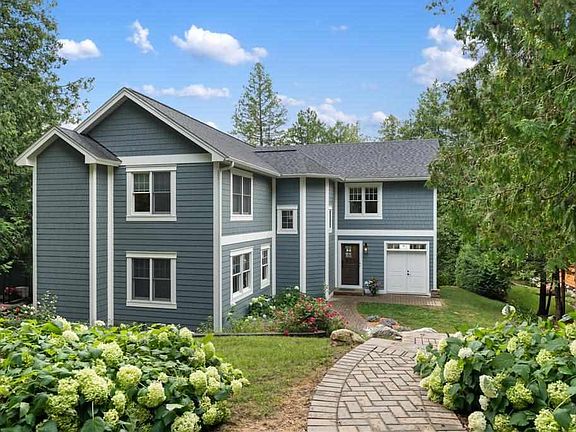 4th image of 3312 Springwater Beach Rd