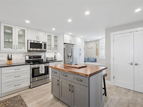 3rd image of 5880 Midnight Pass Rd APT 704