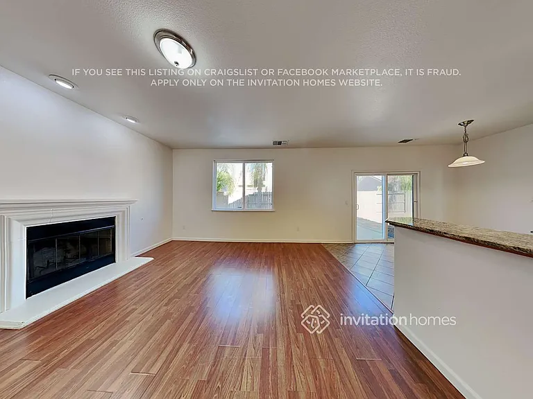5569 Roaring Rapids Way — Photo 7
