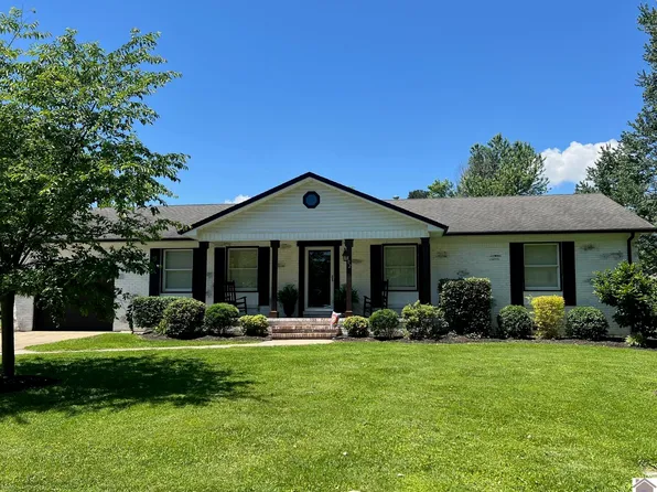 802 S 17th St, Murray, KY 42071