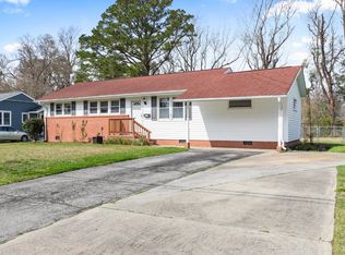 1025 Decatur Rd, Jacksonville, NC 28540