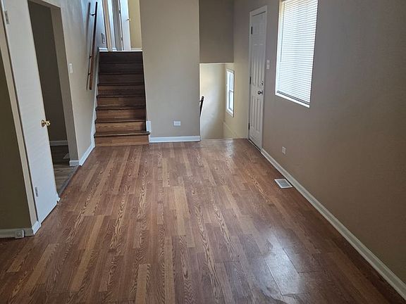 2nd image of 7514 S Winchester Ave