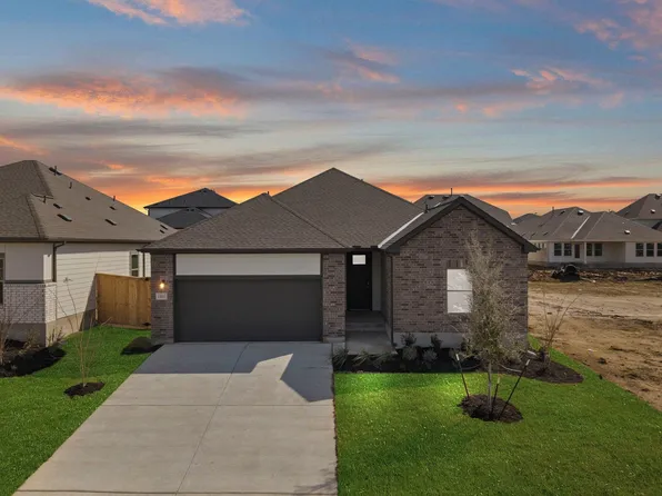 13613 Gray Landing Dr, Elgin, TX 78621