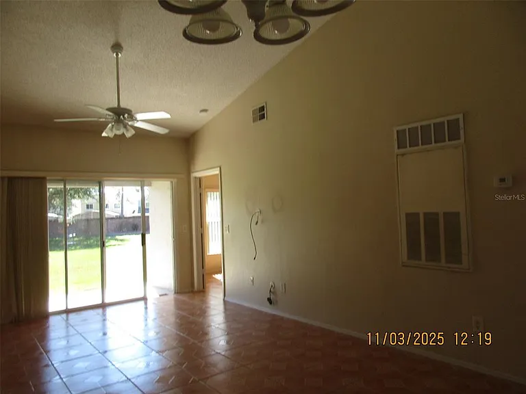 13538 Summerton Dr — Photo 16