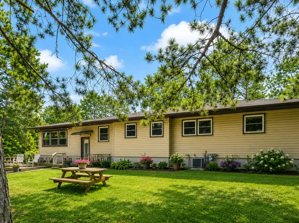 917 Sunrise Beach Dr, Amery, WI 54001